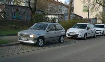 584