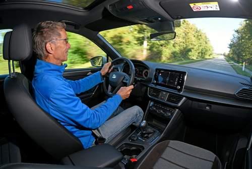 Seat zeichnet das Cockpit des Tarraco kantiger als die Schwestermarken bei ihren Mittelklasse-SUV. Die Elektronik dahinter ist identisch