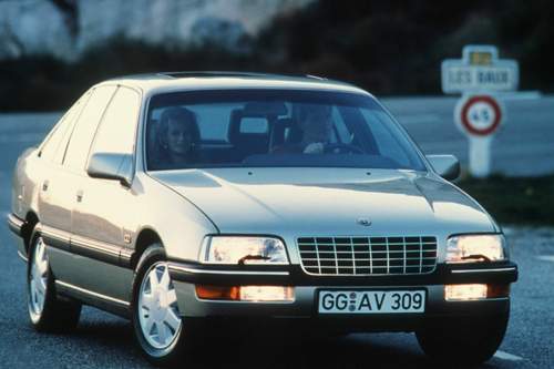 Der Opel Senator B orientierte sich optisch am Omega. Schön? Geschmacksache. Zum Verhängnis wurde es ihm dennoch