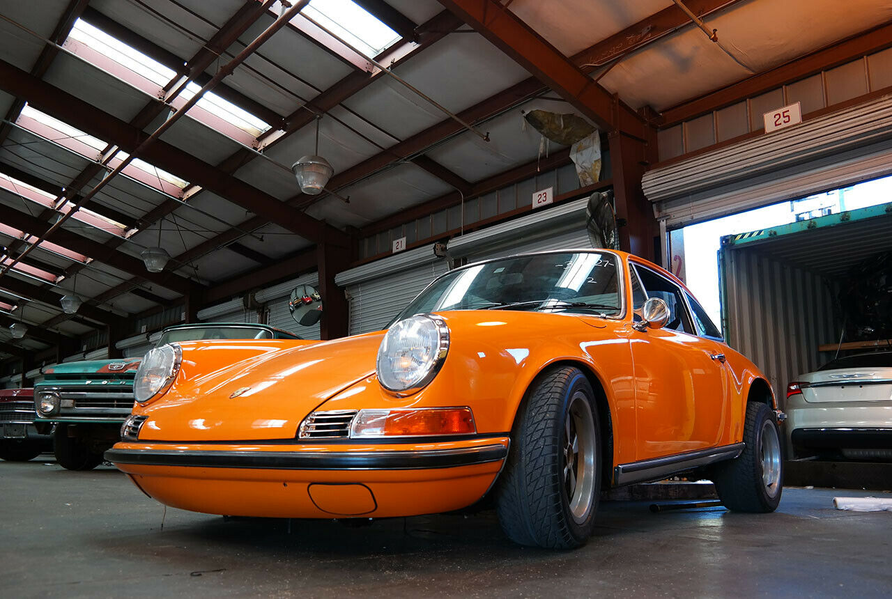 Porsche 911 gehören bei West Coast Shipping zum Standardprogramm, im Südwesten der USA ist das Angebot an rostfreien Modellen groß