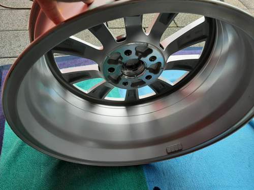 Tesla Sportfelgen V2 Refresh Long Range