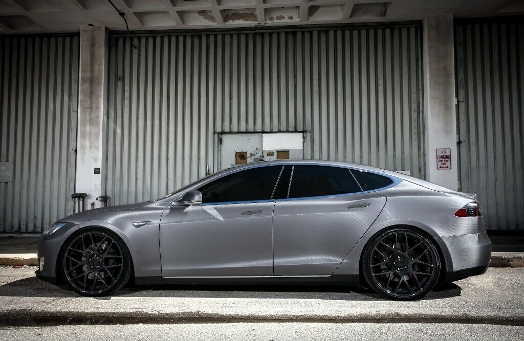 Der Tesla Model S Reifen- und Felgenthread