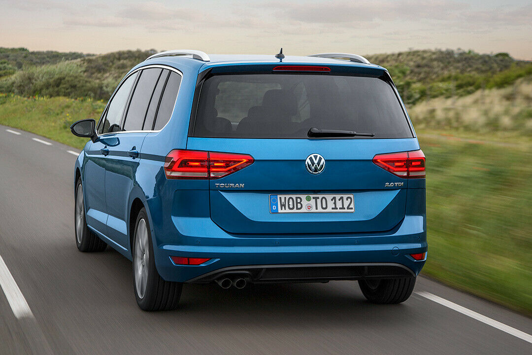 Die MQB-Basis und die leichteren Motoren sparen je nach Version bis zu 63 Kilo Gewicht ein, trotz 13 Zentimeter mehr Länge gegenüber dem alten Touran