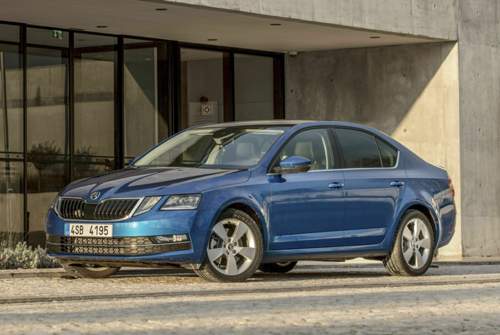 Skoda Octavia (2017): Unter der Haube ändert sich mit dem Facelift vorerst nichts. EIn neuer Motor kommt vermutlich 2018