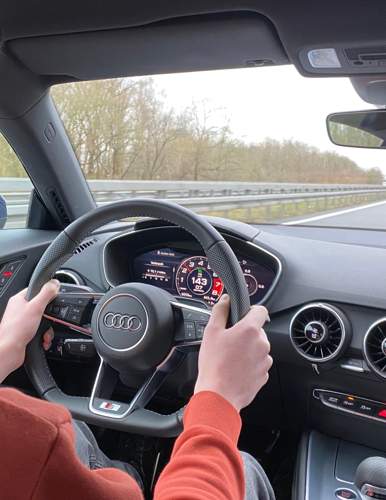 Mit dem TT auf der Autobahn