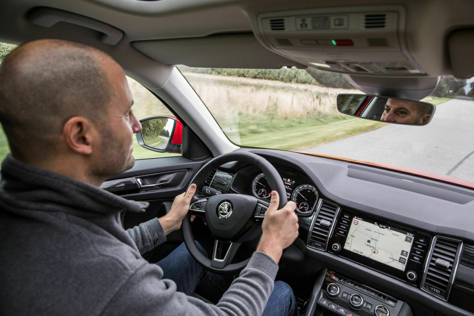 Im Kodiaq führt Skoda ein neues Touch-Display ein. Reagiert schnell und logisch