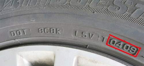 Alter-autoreifen-dot-nummer-tk-1