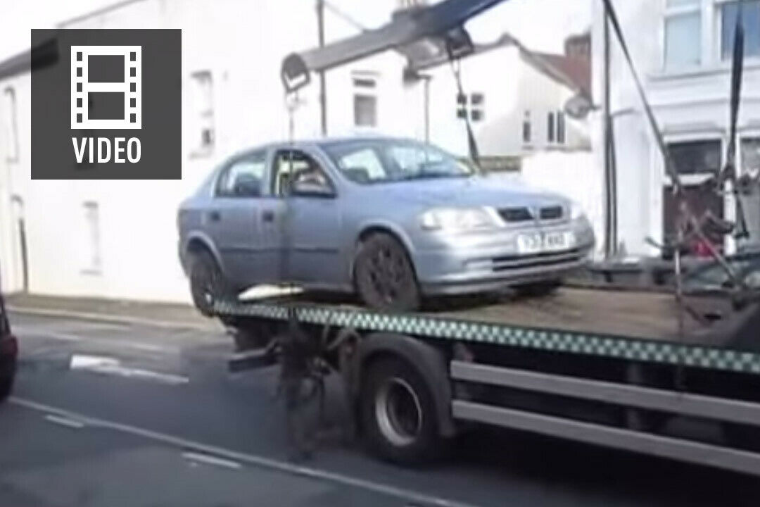 Der Abschlepper ließ nicht mit sich reden - da hilft nur Gewalt
