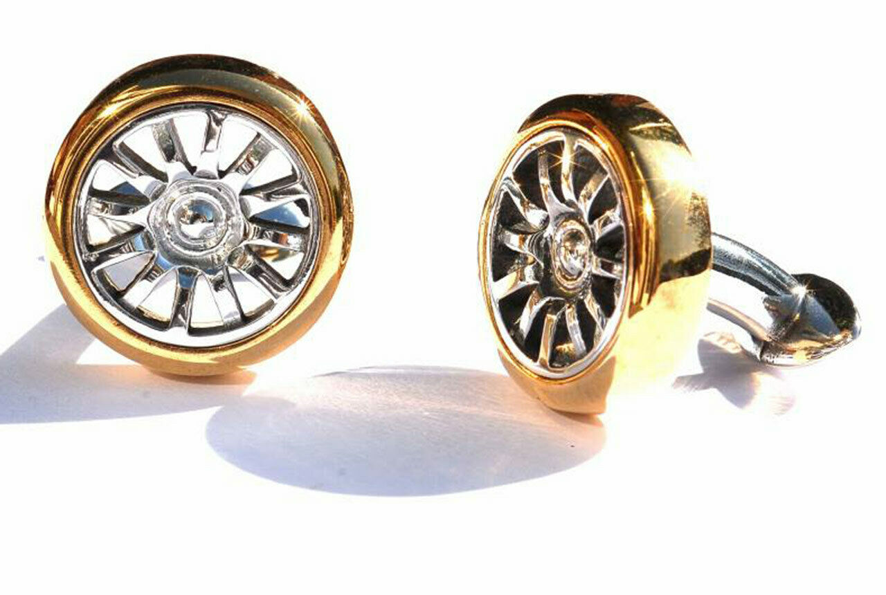 Felgen aus Aluminium, "Reifen" aus Bronze. Auf Wunsch verchromt TMB Art Metal die "Pneus" Schwarz