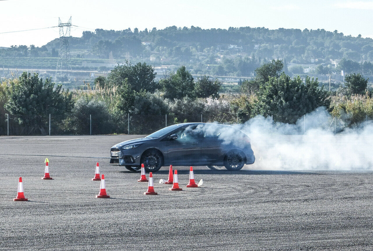 Im Drift-Modus erlaubt der Focus RS der Hinterachse viel Spielraum