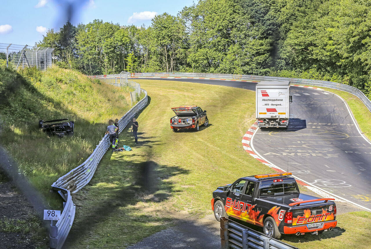 Koeniegsegg One:1 - Unfall auf der Nordschleife