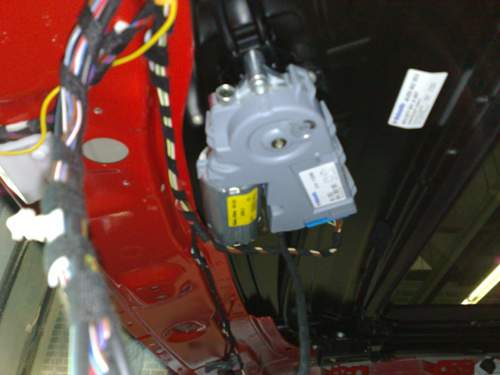 27052009692
