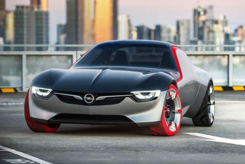 Die Front des Opel GT Concept greift das Design von GT und Manta A auf, und denkt gleichzeitig den Adam ein Stück weiter