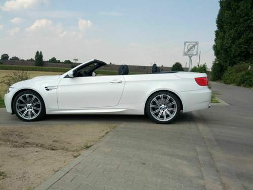 E93