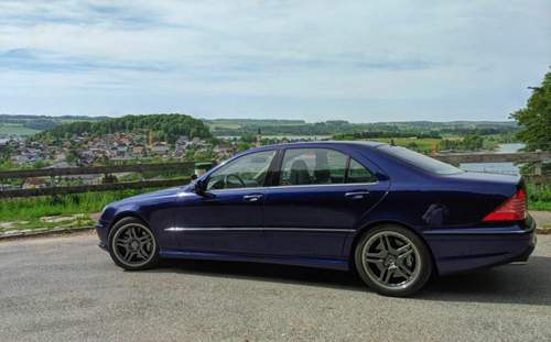 W220-blue
