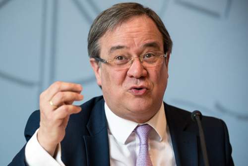 NRW-Ministerpräsident Armin Laschet spricht sich außerdem klar gegen die Einführung einer blauen Plakette aus