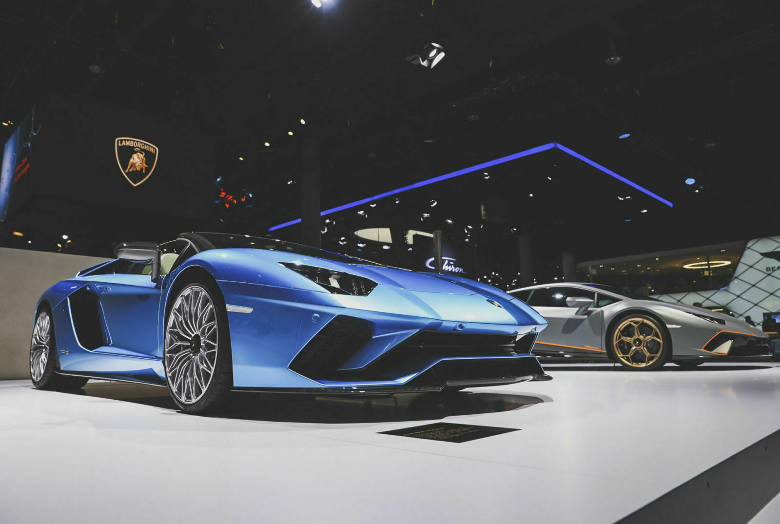 Dezentes Facelift: Lamborghini Aventador S, in Frankfurt erstmals ohne Dach