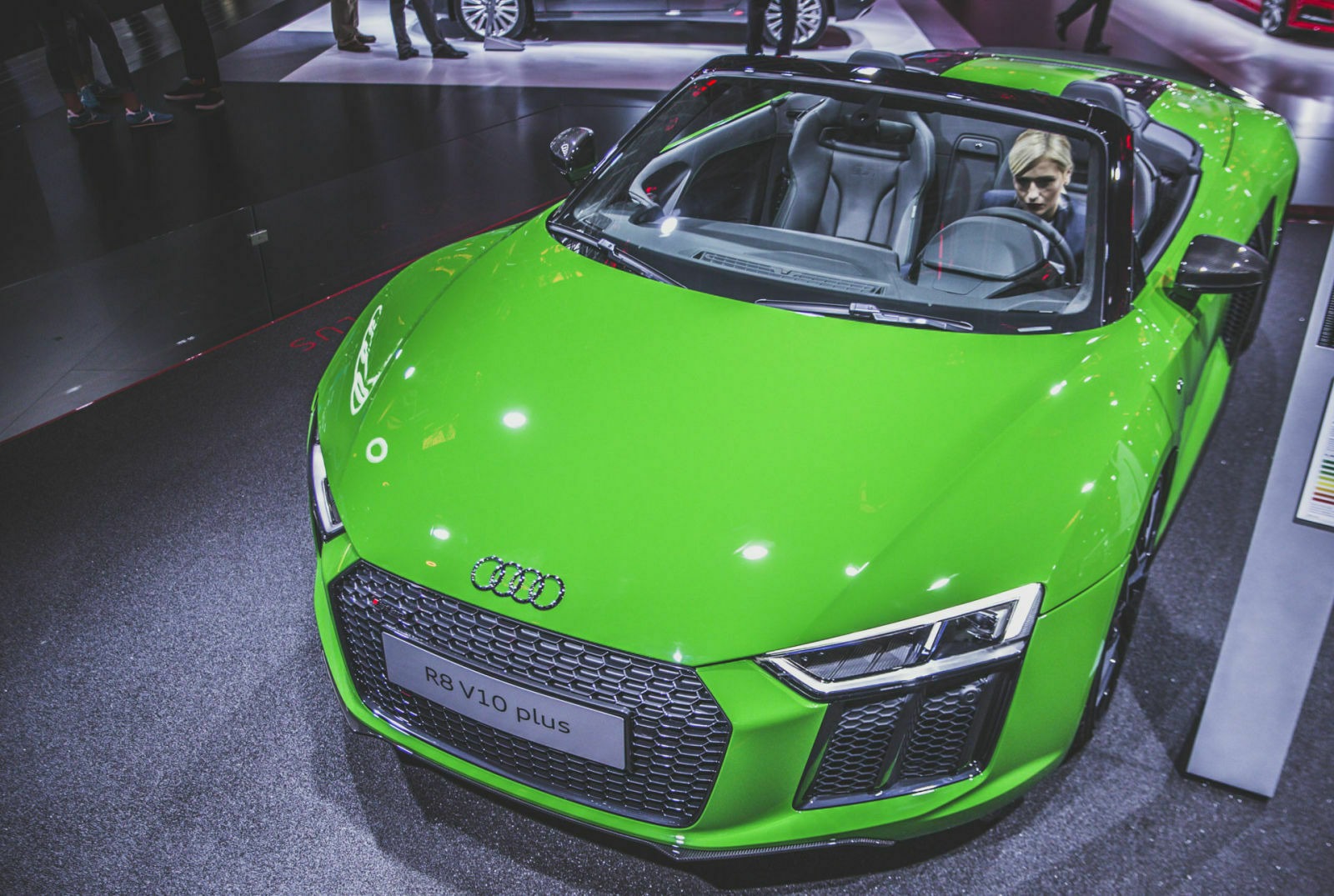 Audi R8 V10 Plus