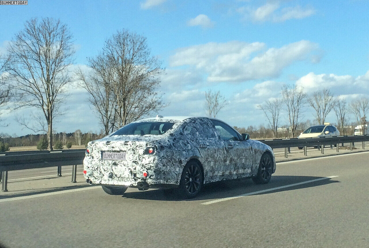 BMW 5er Plug-in Prototyp beim Test. Ein BMW-Fan schoss den Erlkönig ab