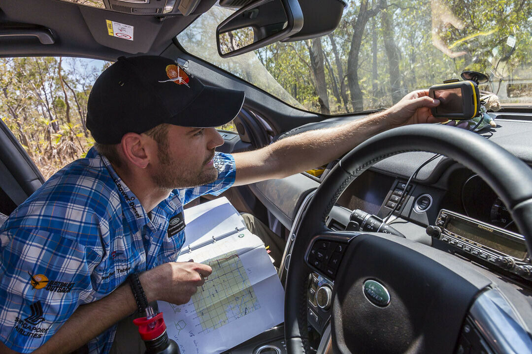 Zur Ausrüstung gehört ein vernünftiges GPS-Navigationssystem, das mit Längen- und Breitengraden gefüttert werden kann