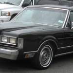Lincoln-town-car