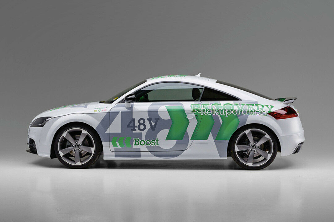 Ein Testfahrzeug mit 48 Volt Bordspannung - mit einem vollständigen Wechsel auf die höhere Voltzahl ist in den nächsten Jahren jedoch nicht zu rechnen