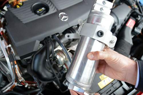 Streit um Kältemittel - Mercedes arbeitet mit der CO2-Klimaanlage an einer Alternative