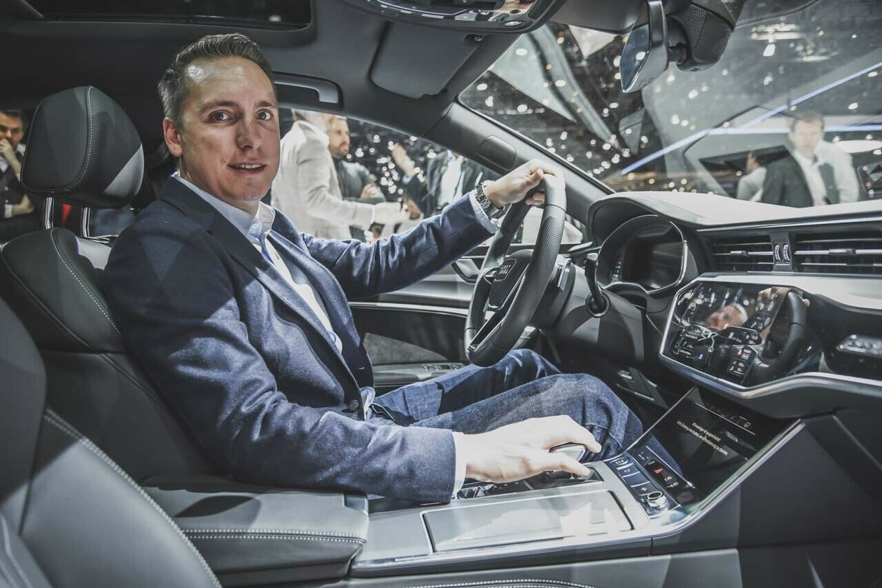 MOTOR-TALK-Redakteur Constantin Bergander im Audi A8