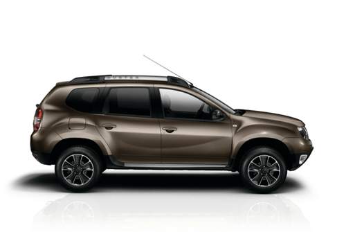 Seitenschweller, dunkel getönte Fenster und die schwarzen 16-Zöller zeichnen den Dacia Duster Blackshadow äußerlich aus