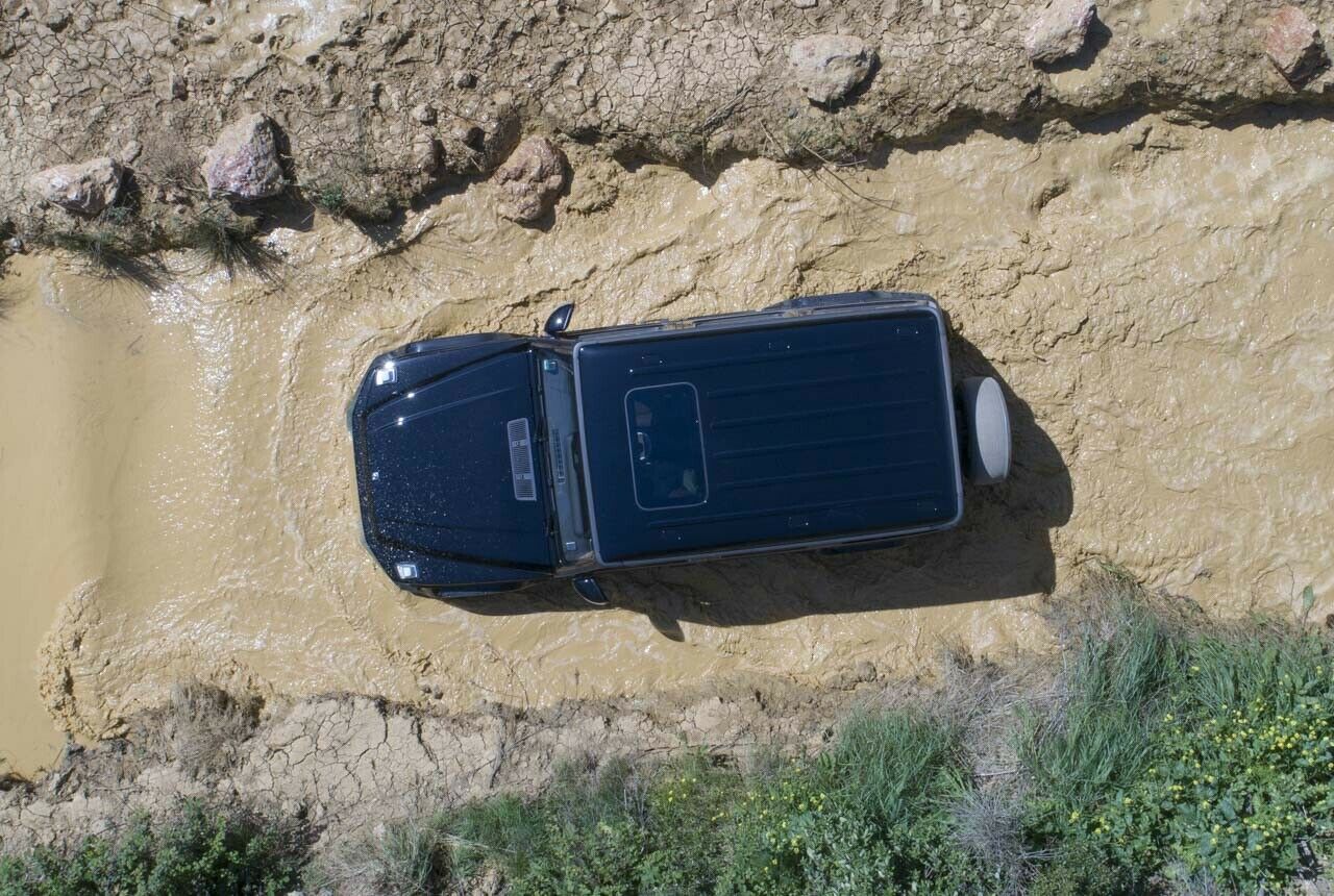 Wasserdurchfahrten von bis zu 700 Millimeter Tiefe sind möglich, der Vorgänger durfte 600 mm tiefes Wasser durchwaten