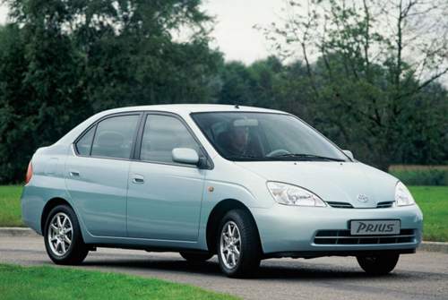 DAS Auto für Toyota: Der erste Prius belebte ab 1997 das Unternehmen und die Autowelt völlig neu