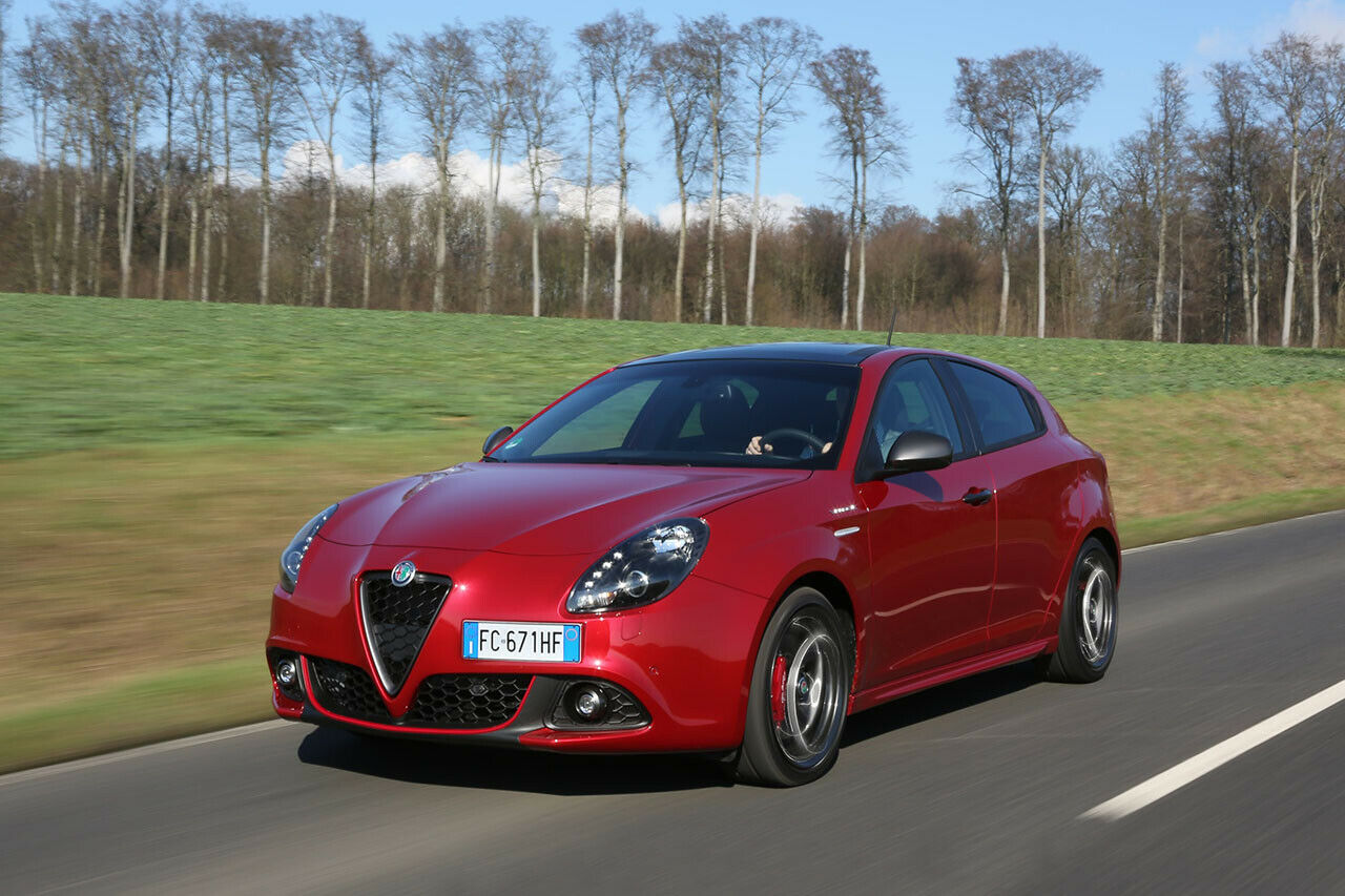 Alfa Romeo Giulietta Facelift: Der Einstiegspreis steigt auf 21.990 Euro, weil der kleinste Benziner entfällt