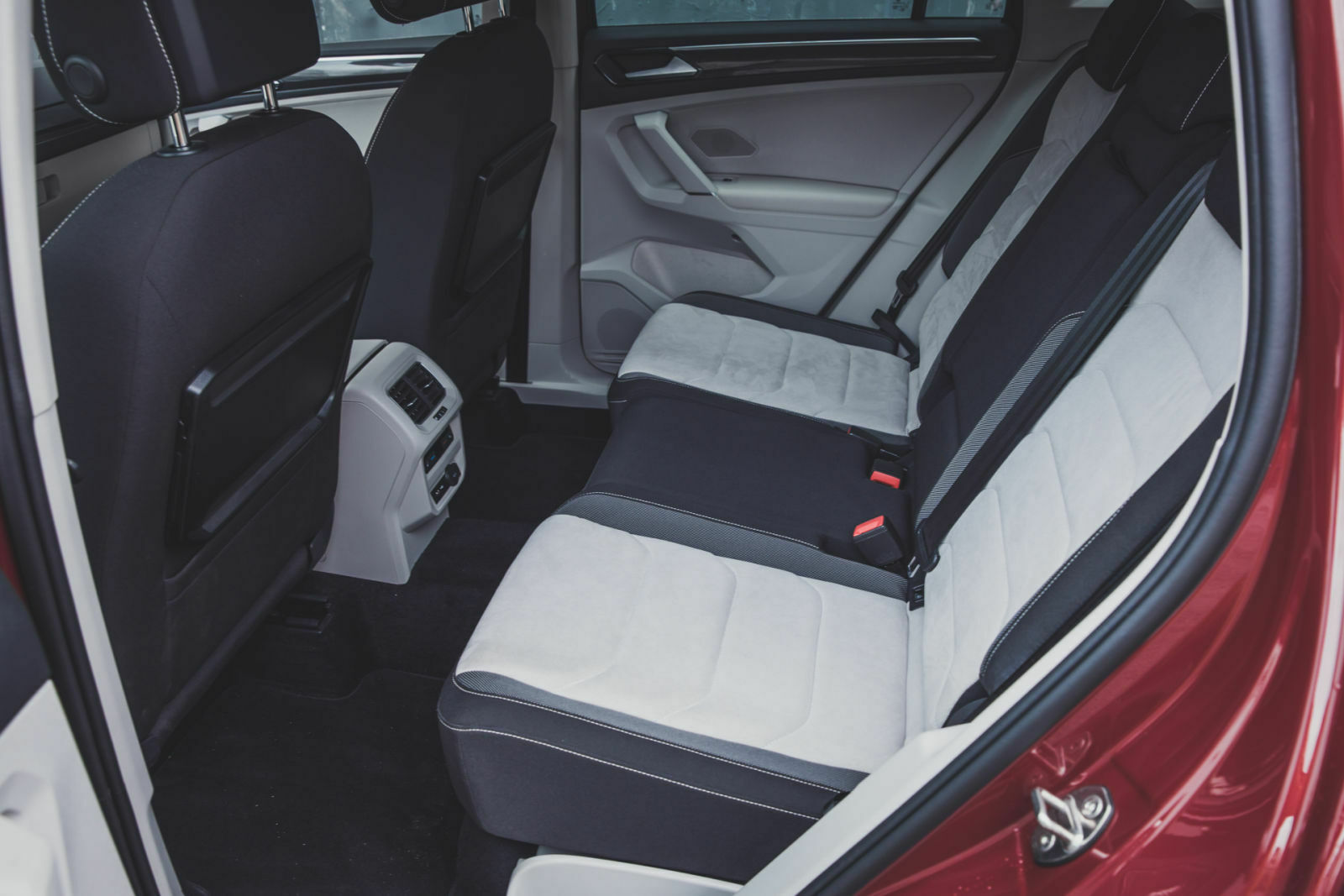 Die Beinfreiheit auf der Rückbank wurde mit der 2. Generation des Tiguan verbessert