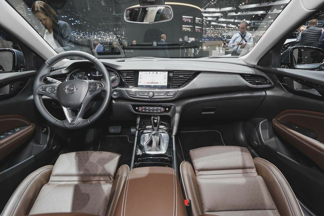 Großer Fortschritt im Opel-Cockpit: Aufgeräumt, übersichtlich, ergonomisch