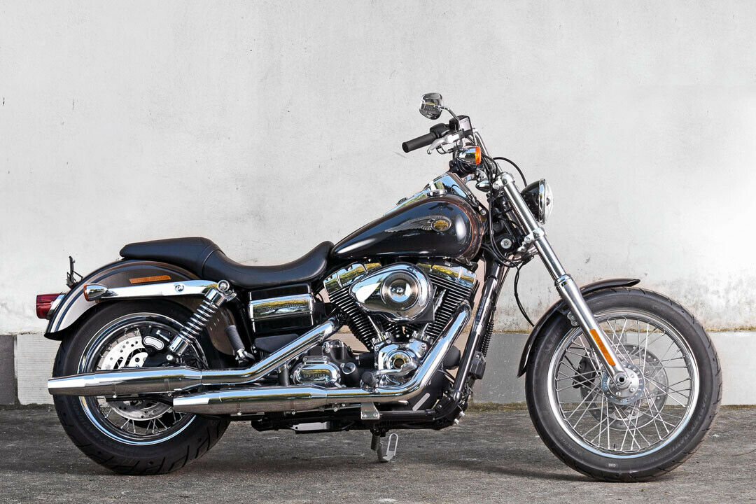 Am 6. Februar versteigert Bonhams die Harley-Davidson Dyna Super Glide des Papstes