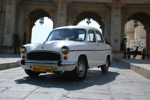 Die Motorisierung des Hindustan Ambassador reicht vom 38-PS-Diesel bis zum 75-PS-Benziner