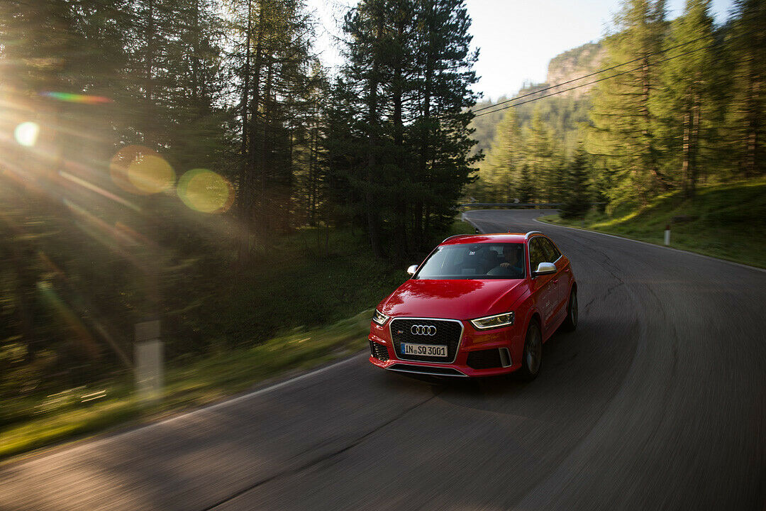 Viel Schürze für ein Auto, das ursprünglich mal im Wald fahren sollte. Nicht daneben