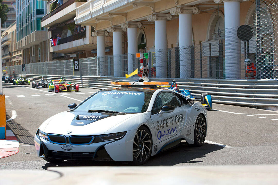 Das Safety Car BMW i8 beim Rennen in Monaco