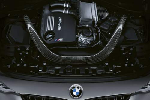 Im M3 CS leistet der bekannte 3,0-Liter-Reihensechszylinder 460 PS, das Drehmoment liegt bei 600 Nm