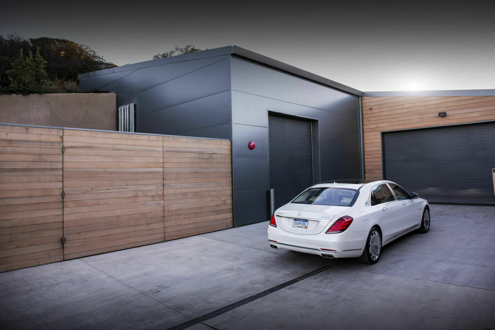 Der Maybach S600 kostet rund 187.000 Euro