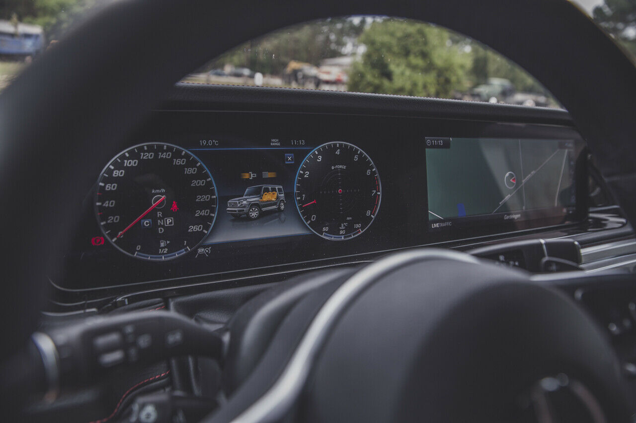 Das Widescreen-Display bleibt im G 500 eine Option, serienmäßig gibt es analoge Rundinstrumente