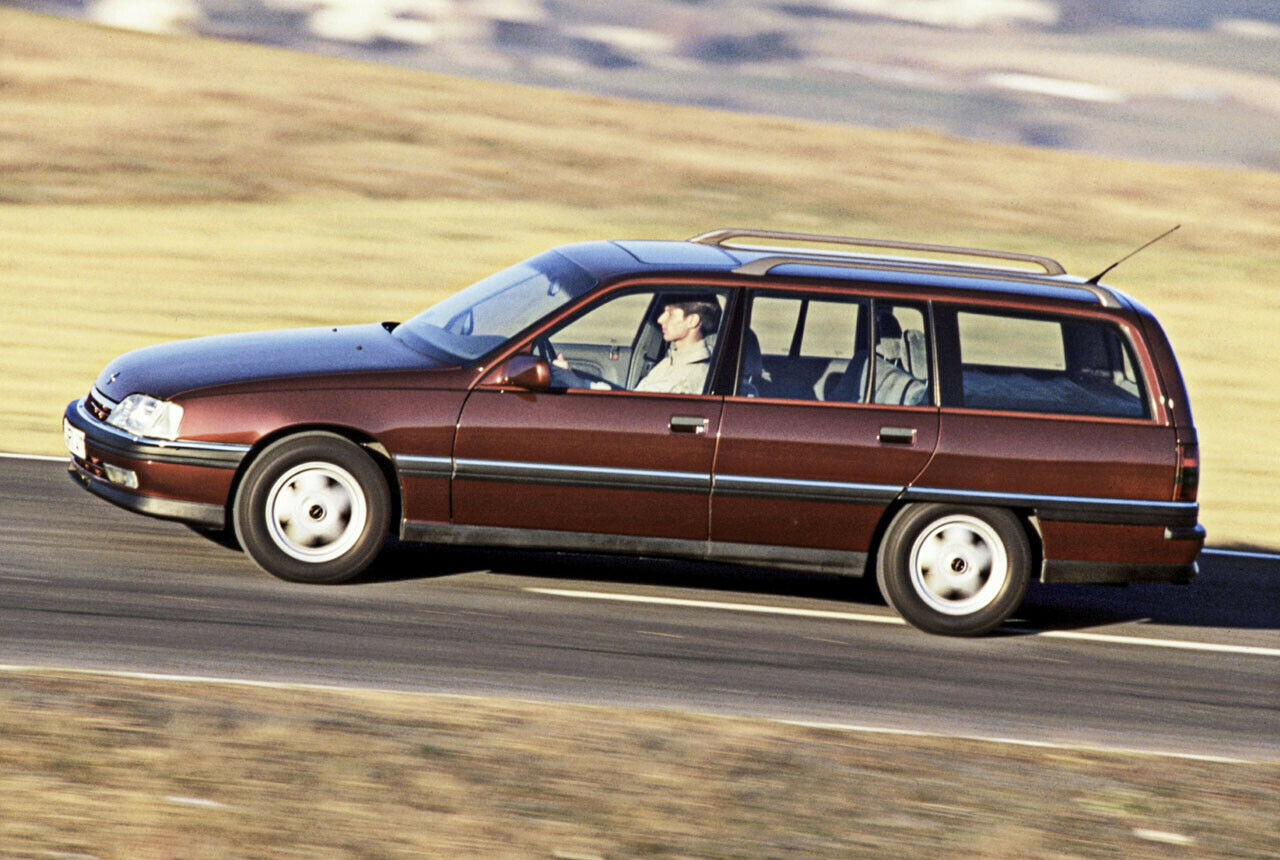 Opel Omega A Caravan 24 V ab 1989: Dem Opel-Kombi machte beim Thema Ladefläche niemand etwas vor