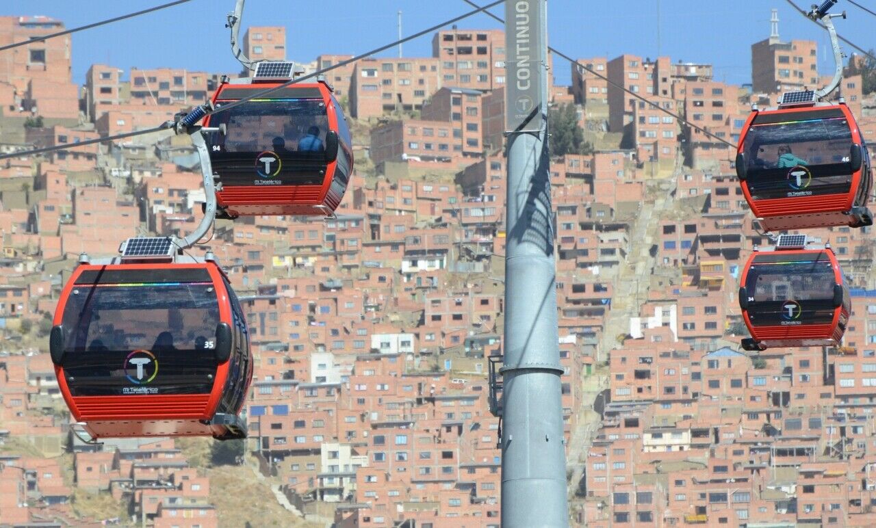 Seilbahn im bolivianischen La Paz: bis 2019 sollen in der Stadt 1.400 Seilbahnkabinen im EInsatz sein