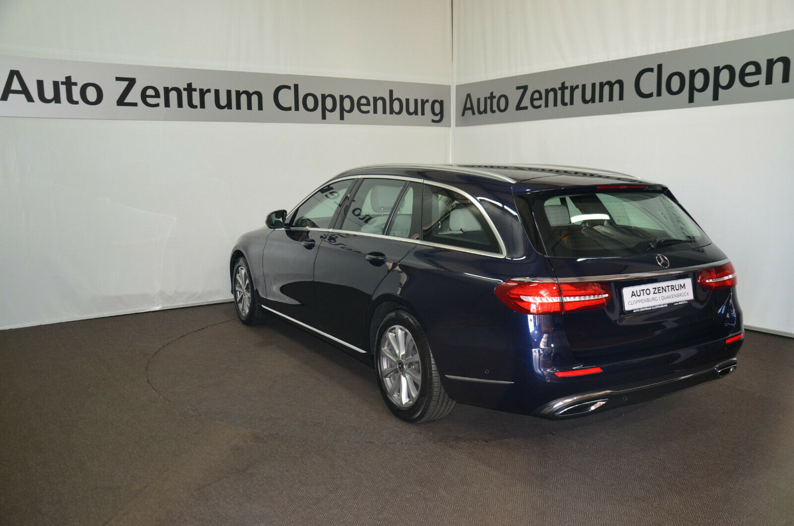 Die Sache mit der elenden Chromleiste am Heck des S213 (T-Modell)