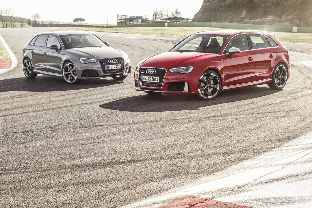 Zwei Audi RS3 und je vier angetriebene Räder