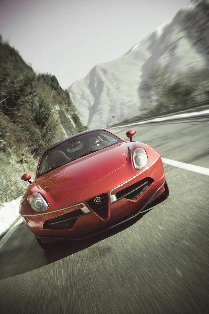 Der Motor stammt aus dem Alfa 8C, wo er 450 PS leistet