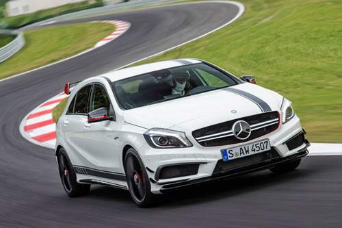 Der derzeit stärkste Kompakte auf dem Markt: 360 PS aus 2,0 Litern Hubraum im A 45 AMG