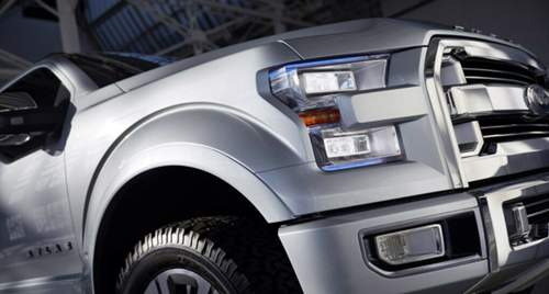 Eine F-150 Front hat bullig, kräftig zu sein. Auch beim Concept.