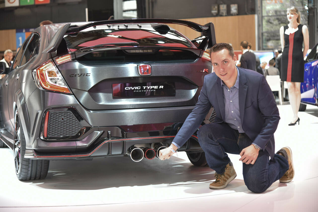 "Dezenter" Honda: Constantin bewundert die drei neuen Endrohre am Type R Prototypen