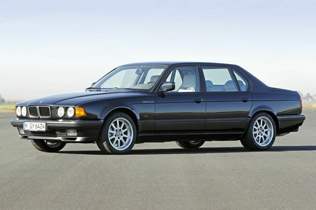 Wird 2017 offiziell zum automobilen Kulturgut: Der erste BMW 7er mit Zwölfzylinder